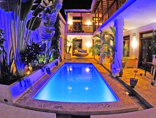 Leon Hotel | Discover Comfort at Hotel and Coffee Azul with Unique Amenities