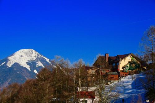 Nagawa Resort | Inviting Hotel Andermatt: Family-Friendly with Hot Tub Access