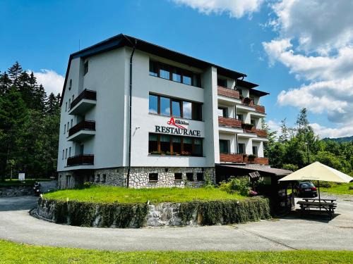 Ramzova Hotel | Discover Hotel Andromeda: Pet-Friendly Oceanfront Retreat