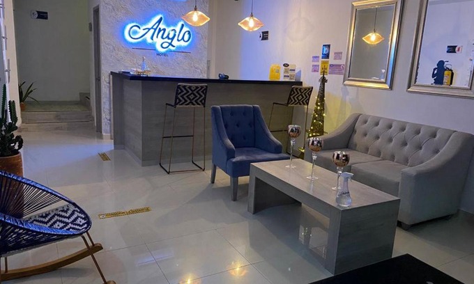 Apartado Hotel | Discover Hotel Anglo: Family-Friendly with Hot Tub & Breakfast