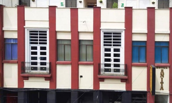 Puerto Berrio Hotel | Family-Friendly Retreat at Hotel Anita with Top Guest Ratings