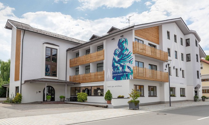 Ruhstorf Hotel | Relax at Hotel Antoniushof: Pool, Spa & Family-Friendly