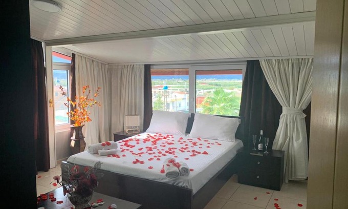 Ardenice Hotel | Cozy Hotel Anxhelo: Pet Friendly & Family-Friendly Stay