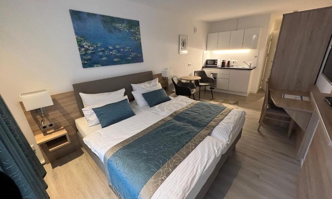 Neu Wulmstorf Hotel | Comfortable Hotel Apartments 73 - Ideal Serviced Stays
