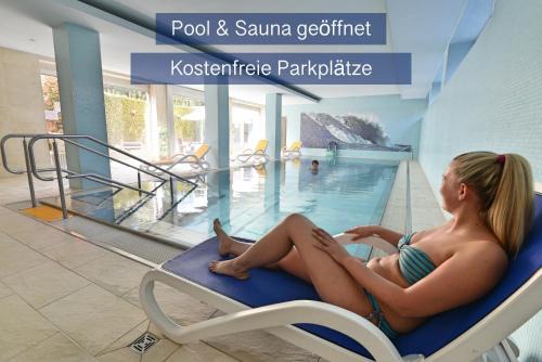Regensburg Hotel | Discover Hotel Apollo Garni: Oceanfront Bliss Awaits