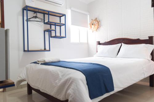 Centro Historico Hotel | Budget-Friendly Hotel Aquarius: Family & Wheelchair Accessible