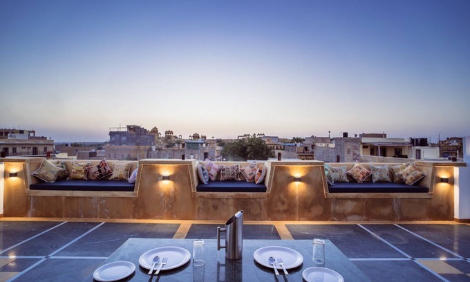 Jaisalmer Hotel | Discover Hotel Aradhya Jaisalmer: Family-Friendly Retreat