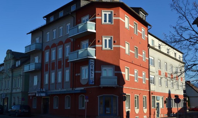 Klagenfurt am Woerthersee Hotel | Discover Hotel Aragia: Rated 9/10 with Great Amenities
