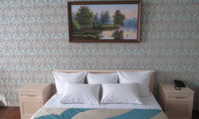 Achinsk Hotel | Inviting Hotel Arga: Guest Rated 9/10 with Hot Tub & Breakfast