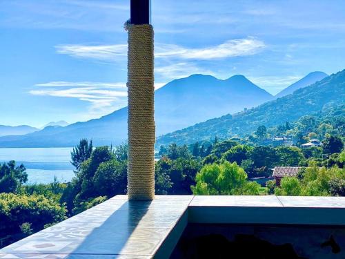 San Pedro La Laguna Hotel | Relax at Hotel Ariana: Ocean View, Private Beach & Pool