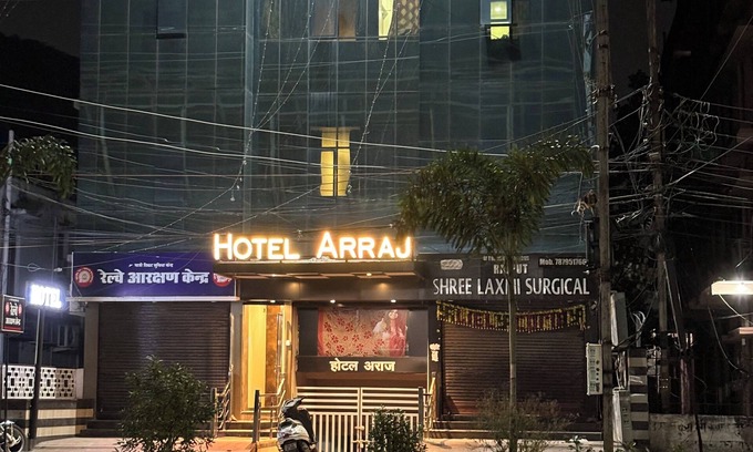 Raipur Hotel | Budget-Friendly Hotel ARRAJ in Raipur with Breakfast & More