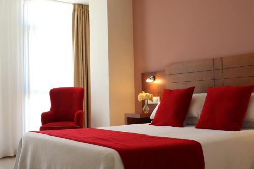 Arzua Hotel | Discover Hotel Arzúa: Accessible & Family-Friendly Stay