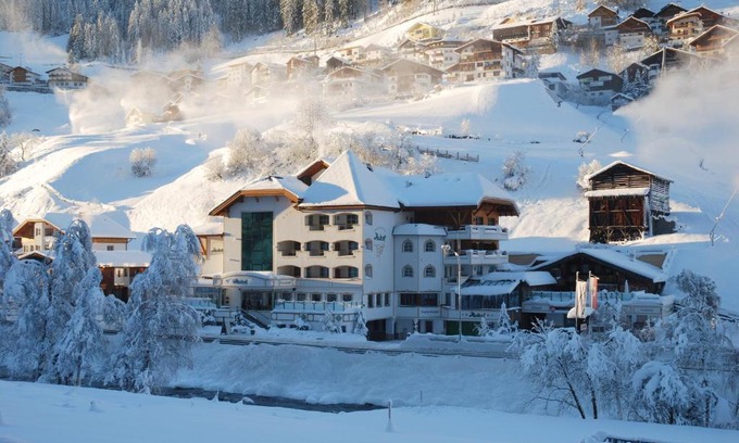 Kappl Hotel | Exceptional Hotel Auhof Kappl: Oceanfront Retreat & Spa
