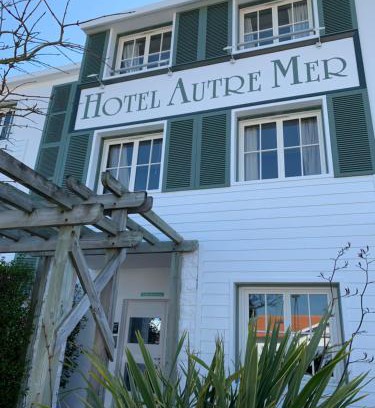 Noirmoutier-en-l'Ile Hotel | Discover Hotel Autre Mer: Pet-Friendly & Family Welcoming