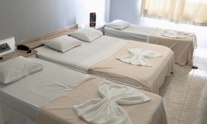 Sao Joao de Meriti Hotel | Budget-Friendly Stay at Hotel Avenida with Family Amenities