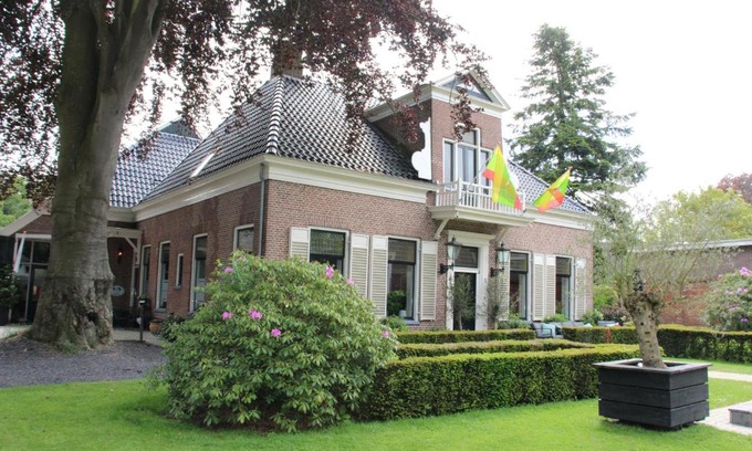 Zuidlaren Hotel | Welcoming Hotel B&B Hoeve de Vredenhof - Rated 9/10