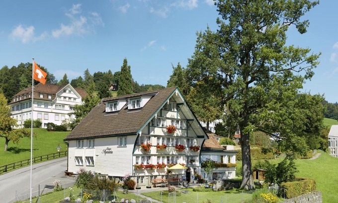 Teufen Bed & Breakfast | Discover Alpenheim: Family-Friendly Retreat with Kitchen