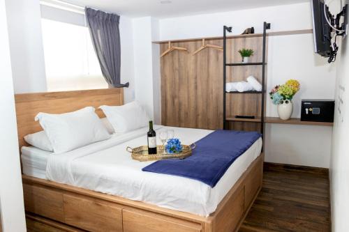 Zipaquira Hotel | Discover Comfort at Hotel Bacata Plaza with Hot Tub Access