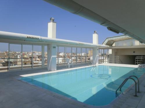 Almussafes Hotel | Relax at Hotel Bartos: 4-Star Oceanfront Retreat