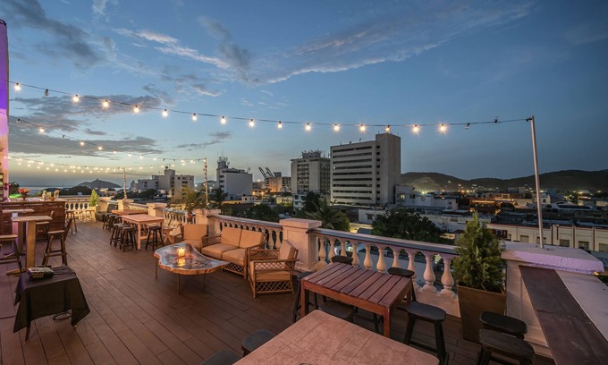 Norte Hotel | Discover Hotel Basilica: Family-Friendly with Spa Amenities