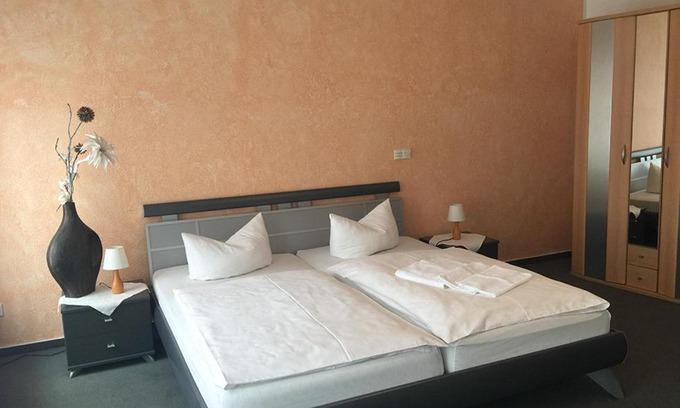 Doebeln Hotel | Family-Friendly Stays at Hotel Bavaria Awaits You!