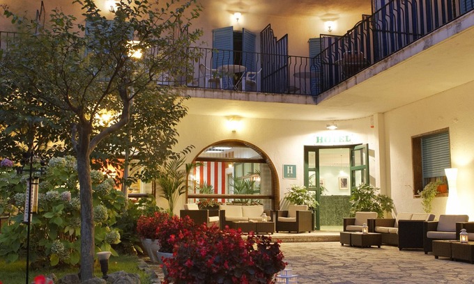 Platja d'Aro Hotel | Relax at Hotel Bell Repos: Spa & Family-Friendly Retreat