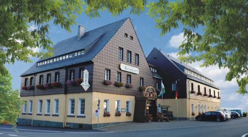 Heidelberg Hotel | Welcoming Hotel Berghof: Family-Friendly with Great Dining