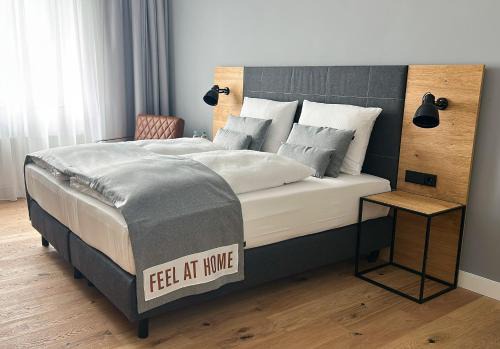 Vorstadt Hotel | Pet-Friendly Hotel Berliner Hof with Hot Tub & Breakfast