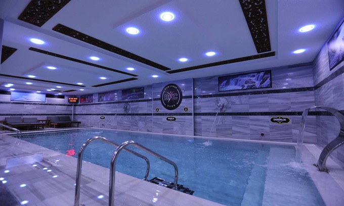 Nilufer Hotel | Relaxing Stay at Hotel BFC Spa & Sport with Pool and Dining