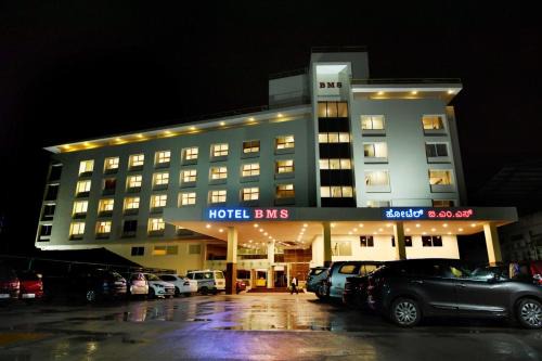 Mangalore Hotel | Comfortable Stay at Hotel BMS with Breakfast Included