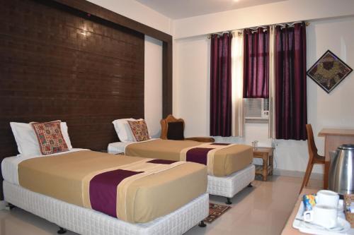 Bodh Gaya Hotel | Welcoming Hotel Bodh Vilas: Family-Friendly & Accessible Stay