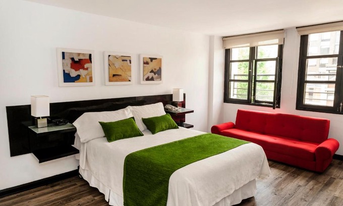 Zona Rosa Hotel | Comfortable Hotel Bogota Virrey: Pet Friendly & Breakfast Included