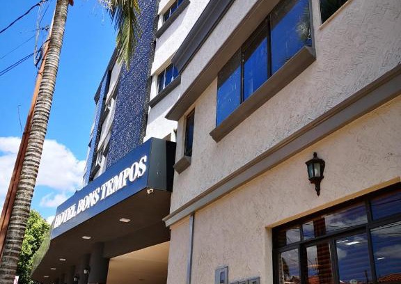 Rio Verde Hotel | Top-Rated Hotel Bons Tempos with Family-Friendly Dining