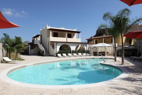Lipari Historic Centre Hotel | Discover Hotel Borgo Eolie: Poolside Retreat, Rated 9/10