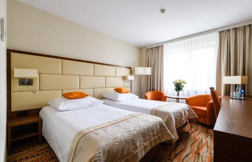 Wawer Hotel | Pet-Friendly Retreat at Hotel Boss with Great Amenities