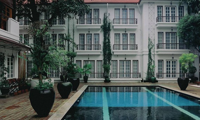 Bahan Hotel | Hotel Boundary