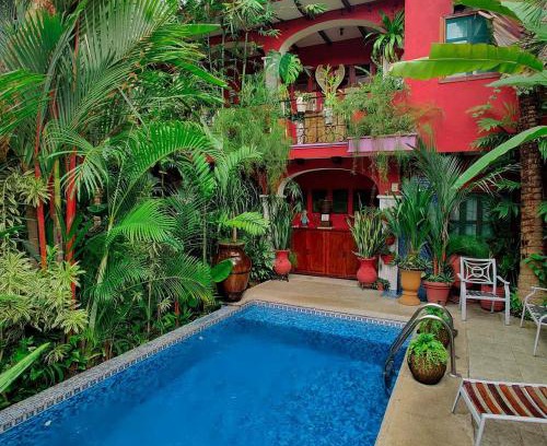 Tapachula Hotel | Elegant Hotel Boutique Casona Maya Mexicana with Pool