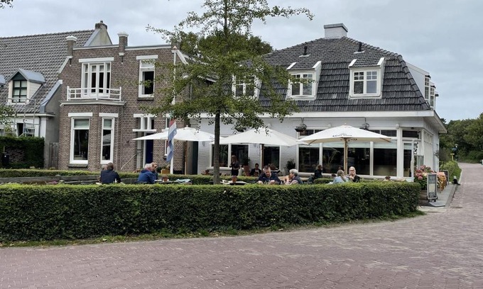 Schiermonnikoog Hotel | Ocean View Retreat at Hotel Brasserie Brakzand