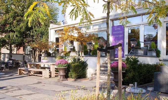 Zutendaal Hotel | Discover Hotel-Brasserie De Klok: Spa & Family-Friendly Stay