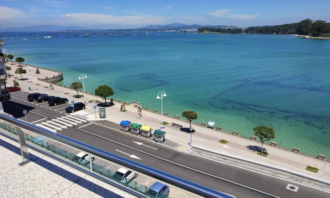 O Grove Hotel | Relax at Hotel Brisa del Mar with Spa and Family Amenities