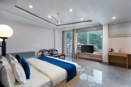 Dharamshala Hotel | Hotel Buddha's Abode- Best Hotel in McleodGanj Main Market