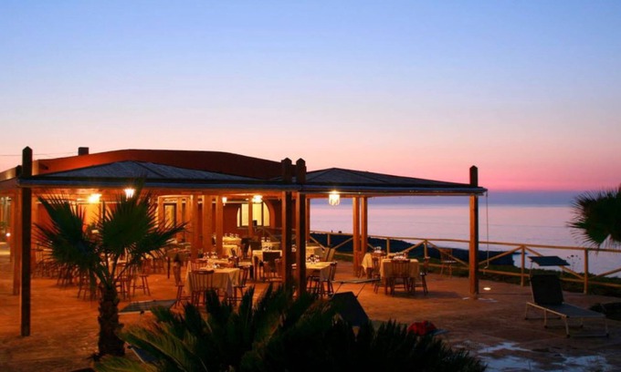 Pantelleria Hotel | Elegant Hotel Bue Marino: Pool, Restaurant & Family Friendly