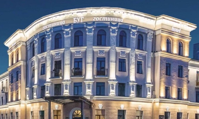 Brest Hotel | Hotel Bug Brest: Family-Friendly Stay with Breakfast Included