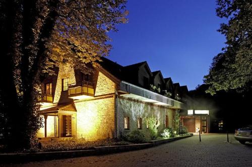 Wersen Hotel | Discover Hotel Busch-Atter with Hot Tub & Family-Friendly Perks
