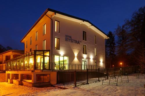 Snina Hotel | Discover Hotel Bystrá: Family-Friendly with Hot Tub & Dining