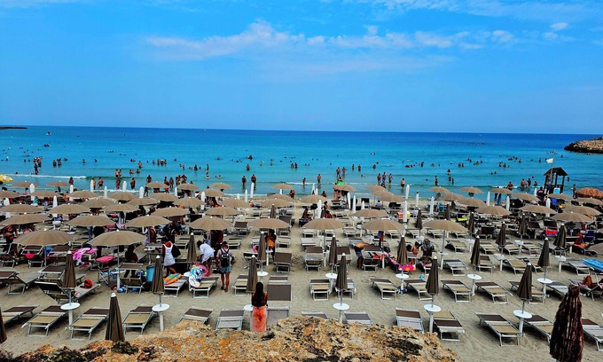 San Foca Hotel | Relax at Hotel Côte d'Est with Pool and Family-Friendly Amenities
