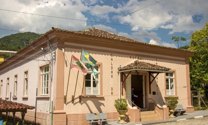 Santo Amaro da Imperatriz Hotel | Relax at Hotel Caldas da Imperatriz: Rated 9/10 with Pool