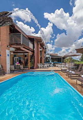 Brotas Hotel | Discover Pousada do Lago: 4-Star Retreat with Pool & Hot Tub
