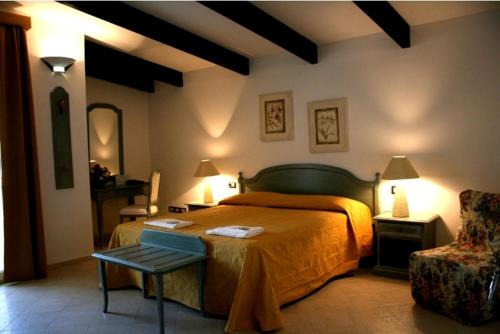 Calasetta Hotel | Pet-Friendly Hotel Cala Di Seta with Ocean Views & Spa