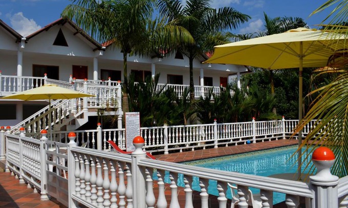 Villavicencio Hotel | Relaxing Retreat at Hotel Campestre La Toscana with Ocean View